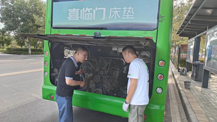 奎公交两节前周密部署，确保市民出行安全